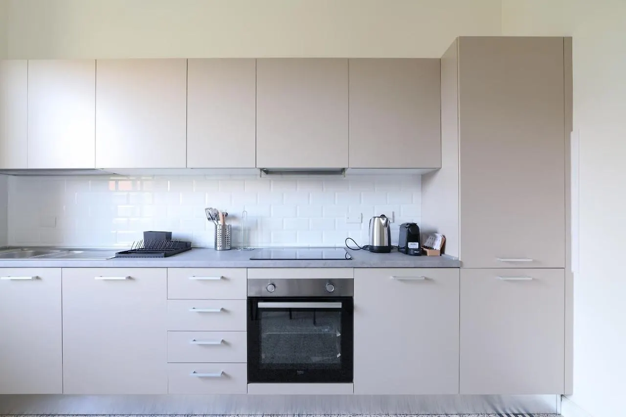 Adelaide Elegant Apartments Milan