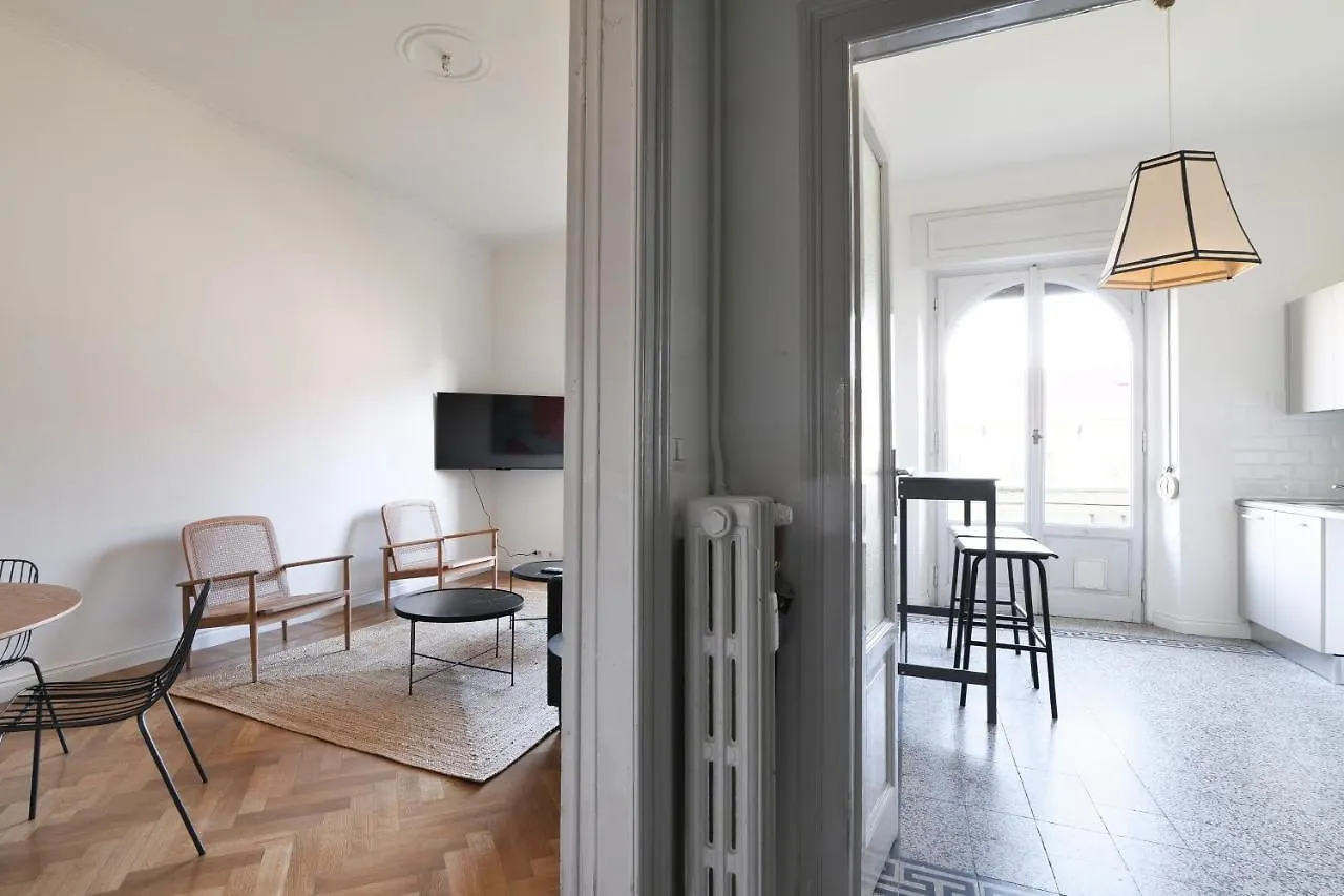 Adelaide Elegant Apartments Milano