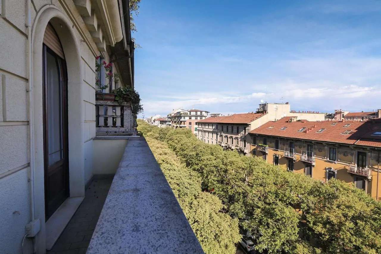 Adelaide Elegant Apartments Milano