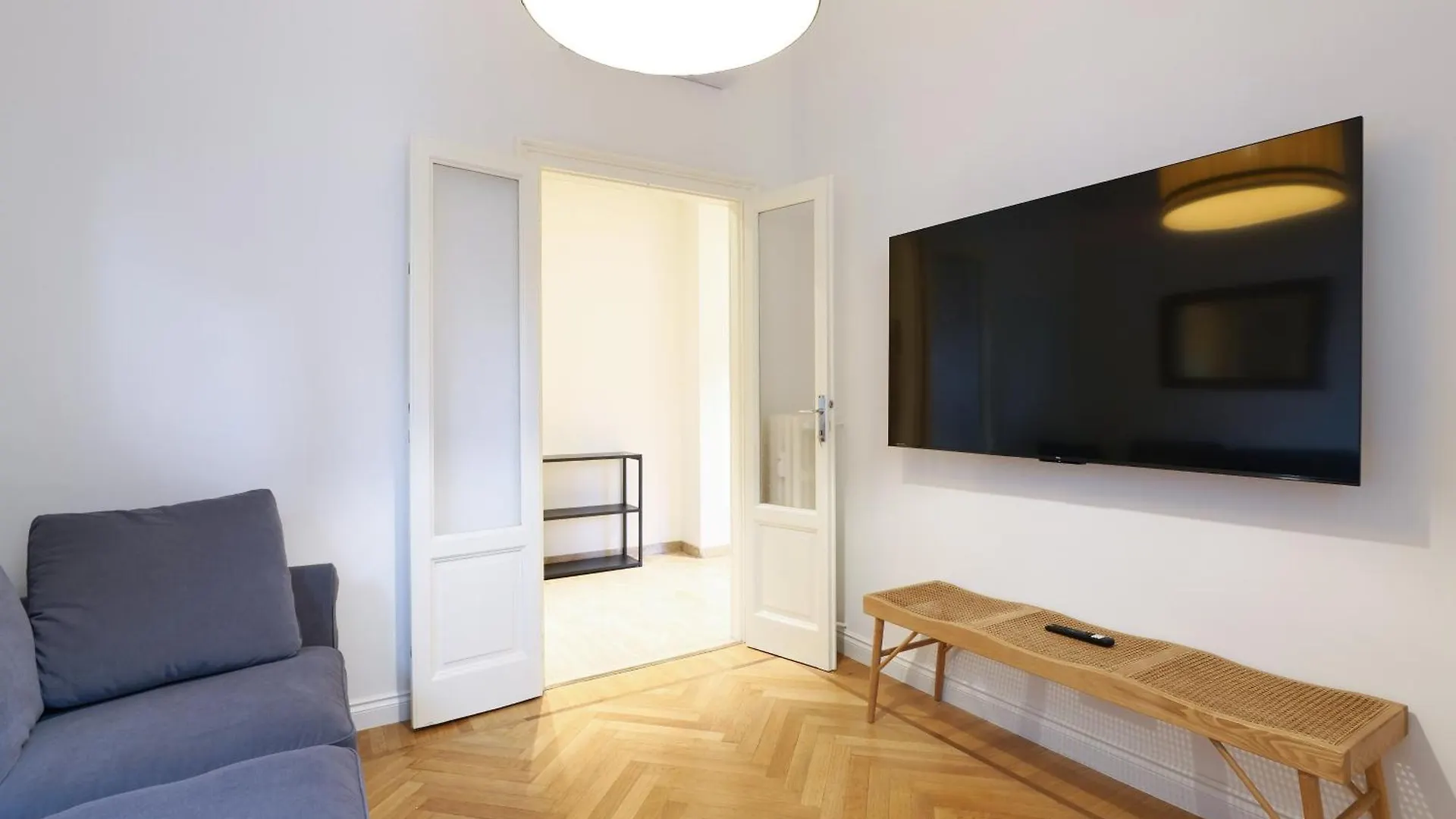 Adelaide Elegant Apartments Milano Italia